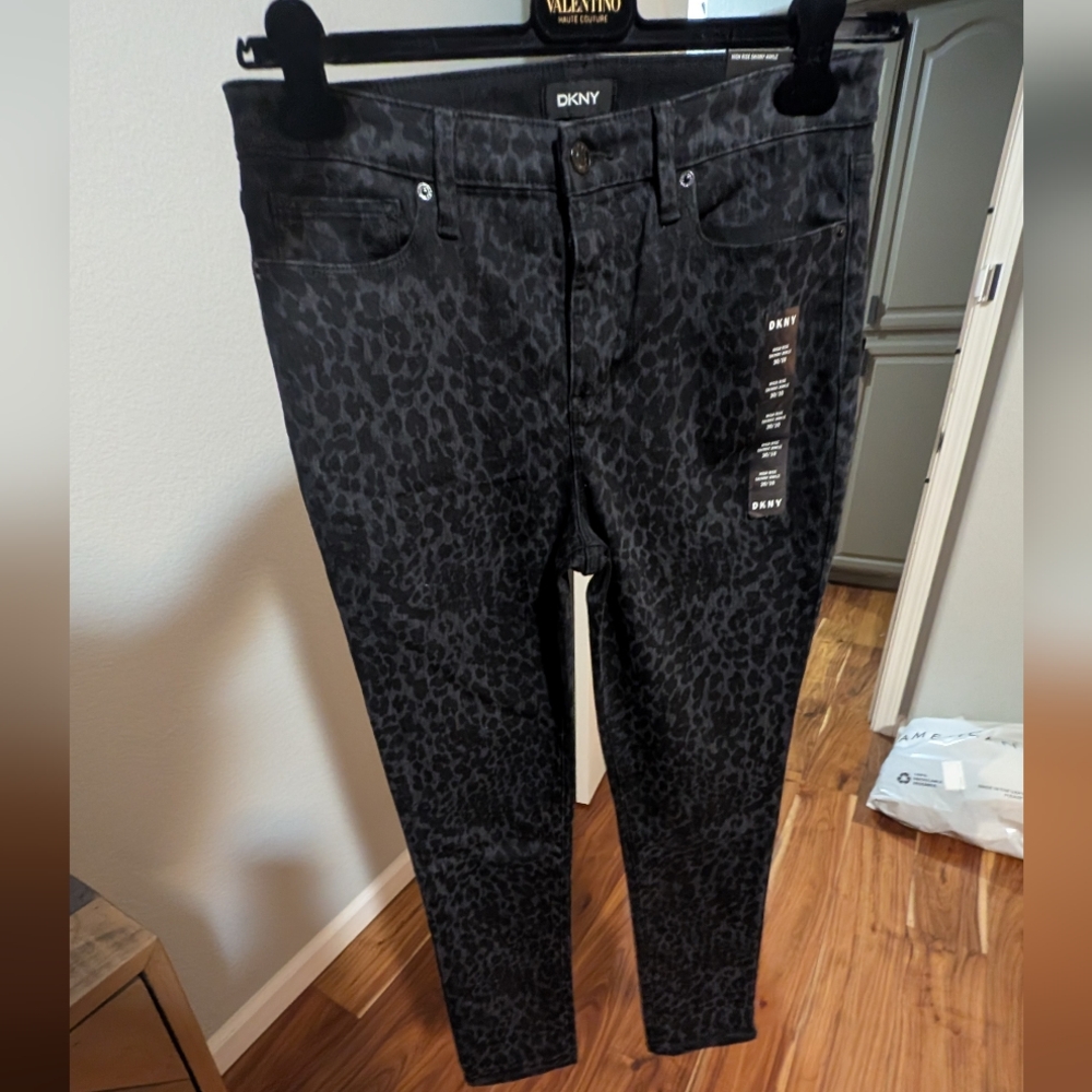 Dkny Black Cheetah High Rise Jeans Size 10 Nwt ❤️
